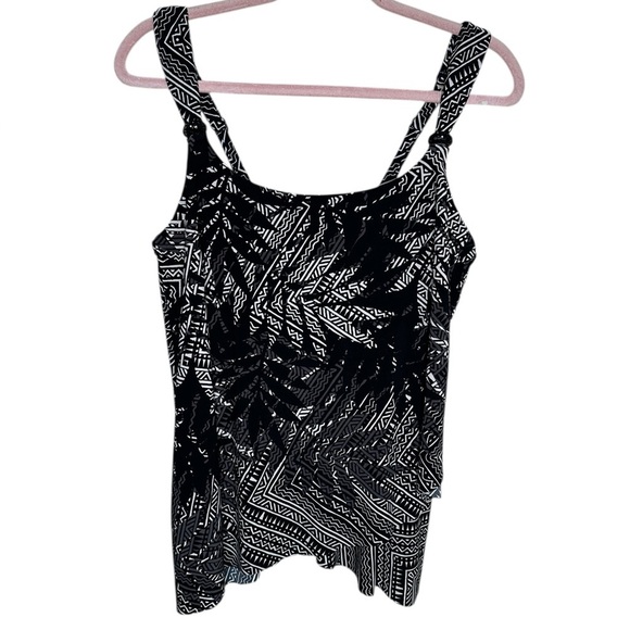 MIRACLESUIT "Tulum Treasures Dazzle" Tankini Top | Black & White | Size 10 | EUC - Picture 12 of 12